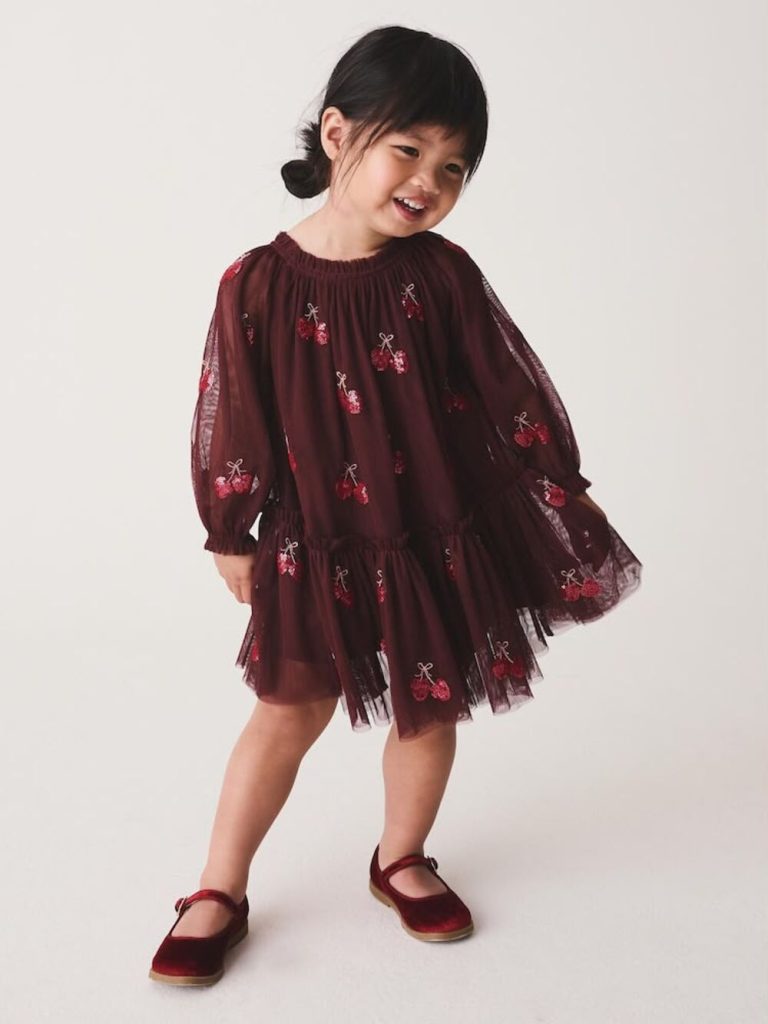 Girls' dresses